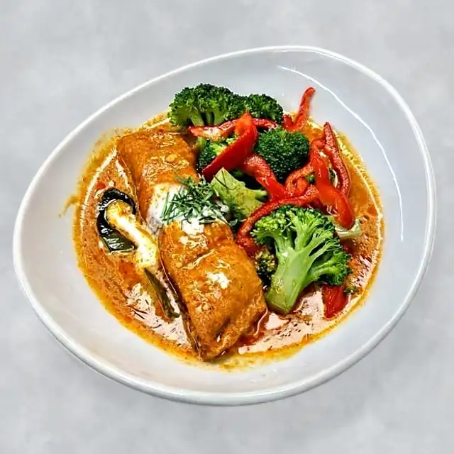 Chu Chee Salmon.